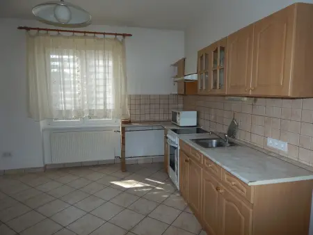 Kiadó ingatlan, Tatabánya 1+1 szoba 43 m² 140 E Ft/hó