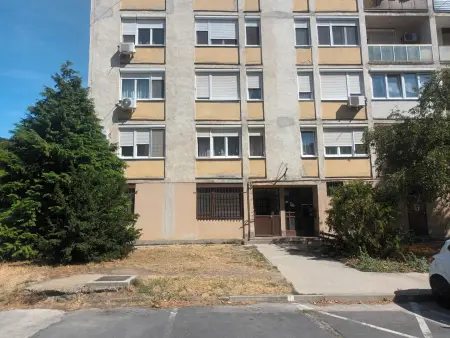 Kiadó ingatlan, Tatabánya 1+1 szoba 48 m² 150 E Ft/hó
