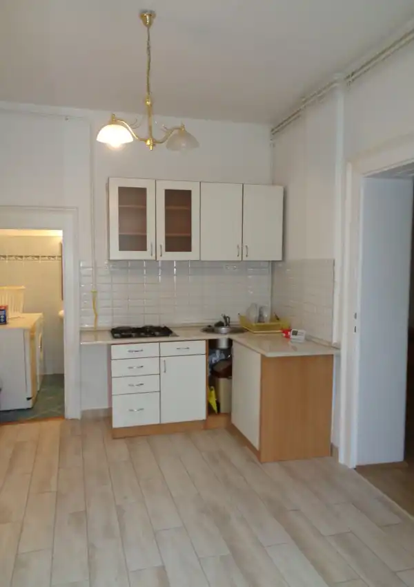 Kiadó ingatlan, Vác 1 szoba 43 m² 150 E Ft/hó