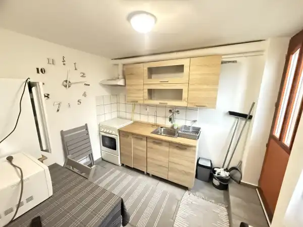 Kiadó ingatlan, Vác 1 szoba 23 m² 130 E Ft/hó