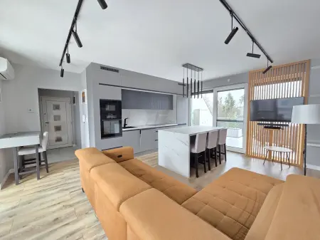 Kiadó ingatlan, Velence 1+1 szoba 49 m² 300 E Ft/hó
