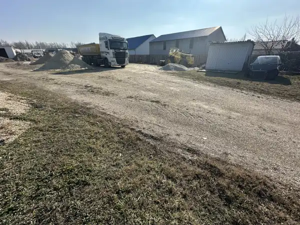 Kiadó Ipari és kereskedelmi telek, Szigetszentmiklós 3000 m² 603 E Ft/hó