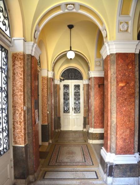 kiadó iroda, Budapest, V. kerület