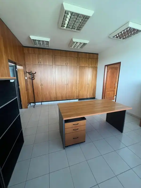 Kiadó iroda, Budapest, XIX. kerület 85 m² 207 E Ft/hó
