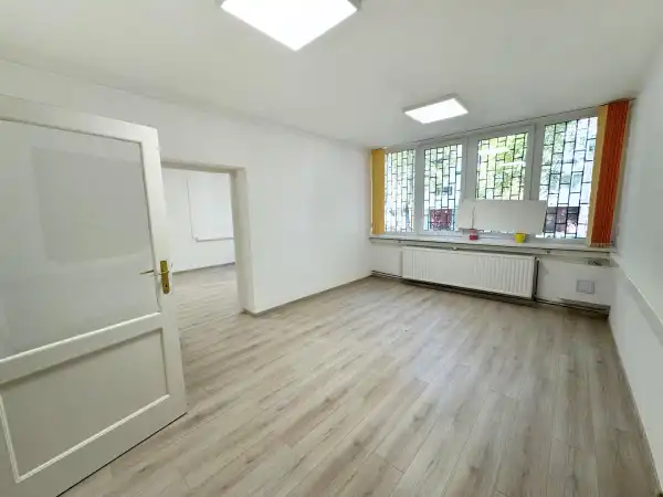 Kiadó iroda, Eger 5 szoba 104 m² 269 E Ft/hó