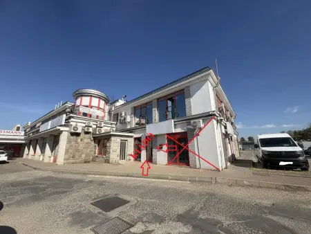 Kiadó iroda földszinti, utcai, Szigetszentmiklós 3 szoba 52 m² 200 E Ft/hó