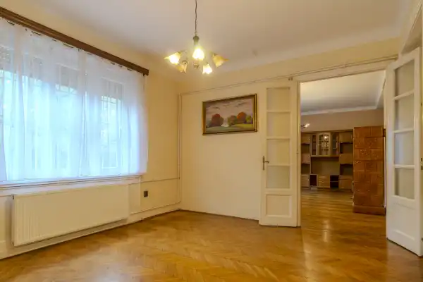 Kiadó iroda lakásban, Budapest, XIV. kerület 3 szoba 78 m² 200 E Ft/hó