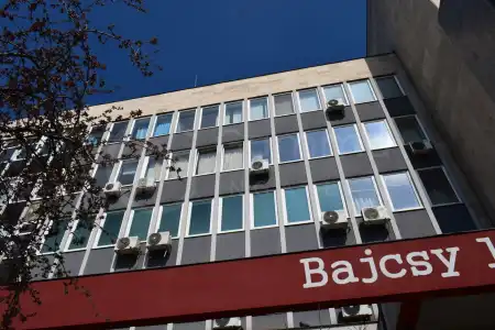 kiadó iroda, Miskolc