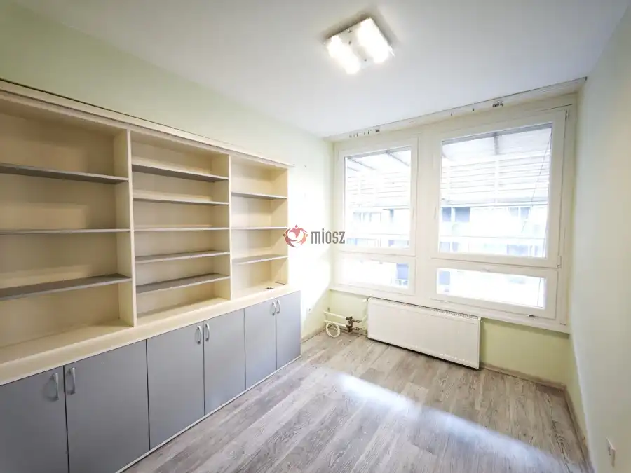 kiadó iroda, Szeged