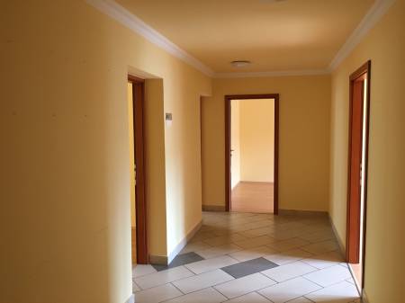 kiadó irodaházban B, B+ kat., Békéscsaba
