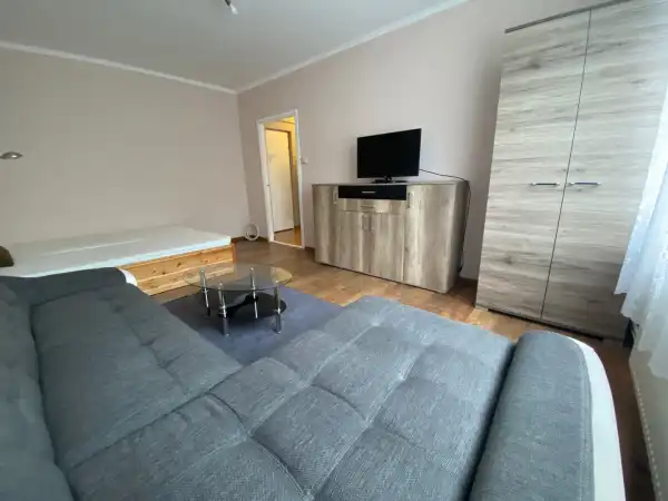 Kiadó panel, Békéscsaba 1 szoba 38 m² 90 E Ft/hó
