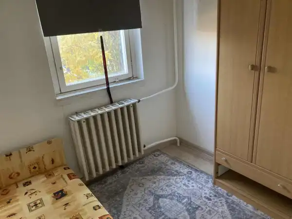 Kiadó panel, Budapest, III. kerület 1+2 szoba 40 m² 160 E Ft/hó