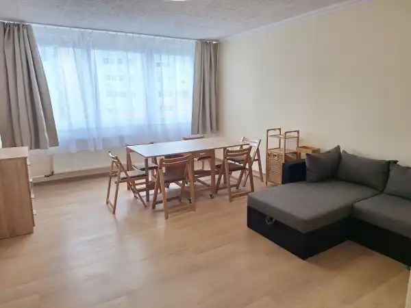Kiadó panel, Budapest, XXI. kerület 2 szoba 46 m² 200 E Ft/hó