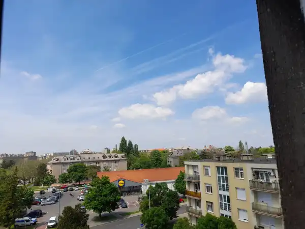 Kiadó panel, Dunaújváros 1 szoba 35 m² 80 E Ft/hó