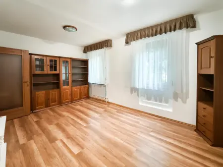 Kiadó panel, Paks 2+1 szoba 55 m² 145 E Ft/hó