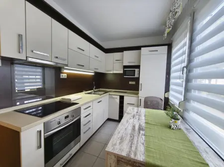 Kiadó panel, Paks 2 szoba 53 m² 130 E Ft/hó