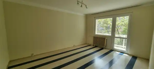 Kiadó panel, Paks 2 szoba 40 m² 120 E Ft/hó