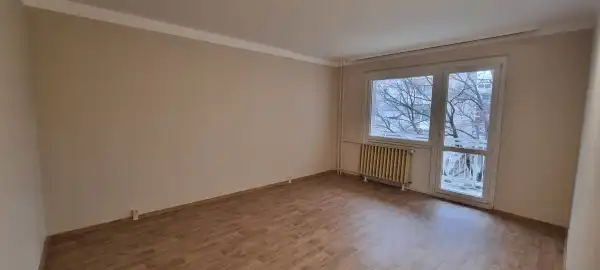 Kiadó panel, Paks 2 szoba 40 m² 140 E Ft/hó