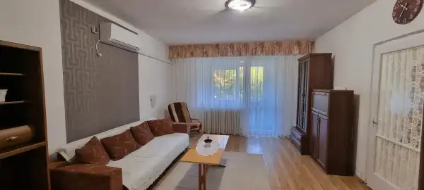 Kiadó panel, Paks 3 szoba 67 m² 300 E Ft/hó
