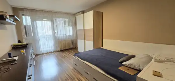 Kiadó panel, Paks 2 szoba 50 m² 200 E Ft/hó
