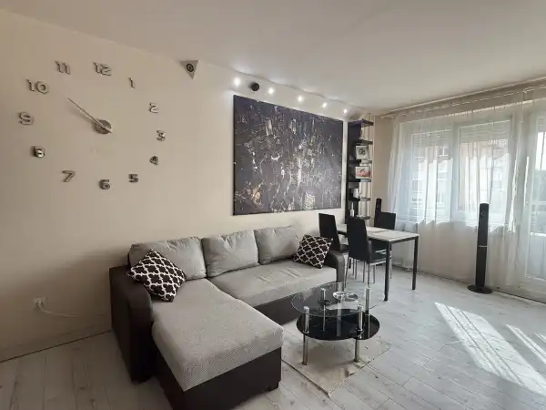 Kiadó panel, Székesfehérvár 2 szoba 53 m² 230 E Ft/hó