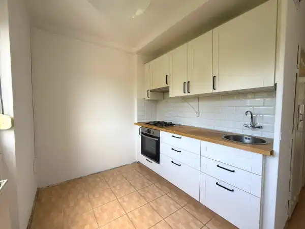 Kiadó panel, Székesfehérvár 2 szoba 47 m² 160 E Ft/hó