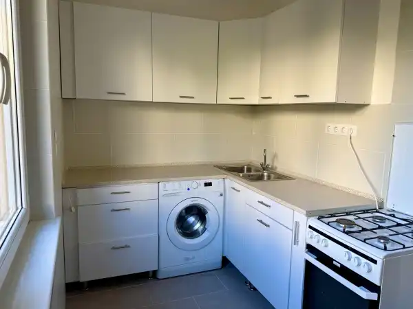 Kiadó panel, Székesfehérvár 2 szoba 49 m² 200 E Ft/hó