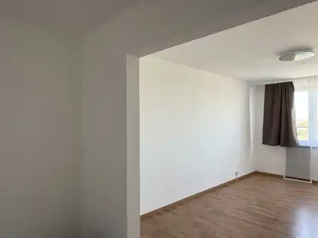 Kiadó panel, Székesfehérvár 3 szoba 62 m² 210 E Ft/hó