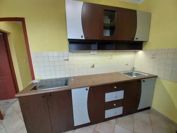 Kiadó panel, Tatabánya 3 szoba 55 m² 160 E Ft/hó