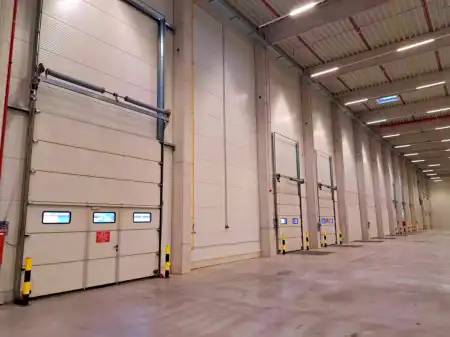 Kiadó raktár, Budapest, XV. kerület 1905 m² 4 M Ft/hó + Áfa