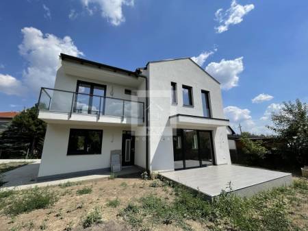 kiadó újépítésű családi ház, Budaörs