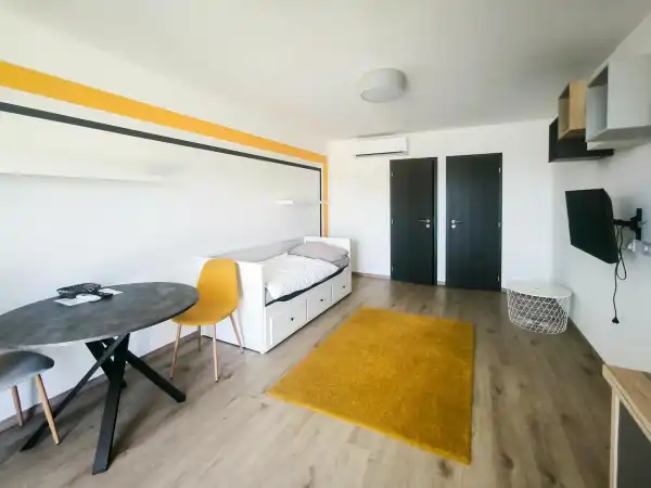 Kiadó újszerű családi ház, Gerjen 10 szoba 300 m² 3 M Ft/hó