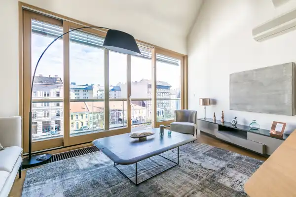 Kiadó újszerű ingatlan, Budapest, I. kerület 2 szoba 103 m² 876 E Ft/hó + Áfa