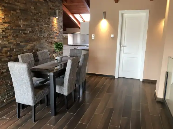 Kiadó újszerű ingatlan, Budapest, III. kerület 3 szoba 90 m² 932 E Ft/hó