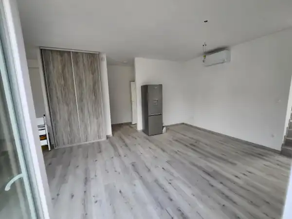 Kiadó újszerű ingatlan, Budapest, XXII. kerület 1+2 szoba 65 m² 350 E Ft/hó