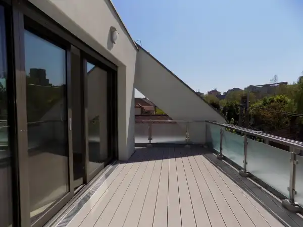 Kiadó újszerű ingatlan, Székesfehérvár 4 szoba 101 m² 390 E Ft/hó