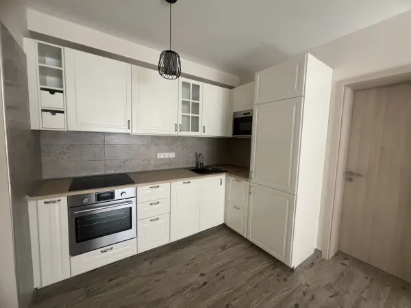 Kiadó újszerű ingatlan, Tatabánya 3 szoba 56 m² 250 E Ft/hó