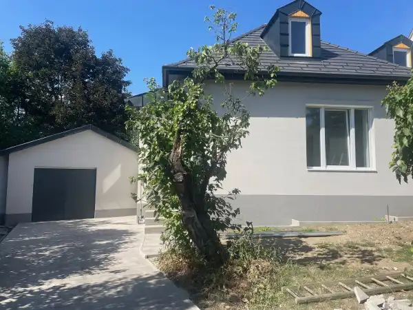 Kiadó újszerű iroda, Budapest, II. kerület 4 szoba 120 m² 800 E Ft/hó