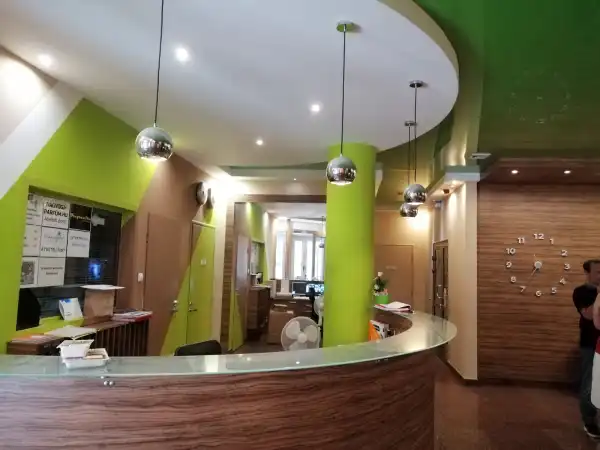 Kiadó újszerű iroda, Budapest, VI. kerület 6 szoba 275 m² 978 E Ft/hó + Áfa