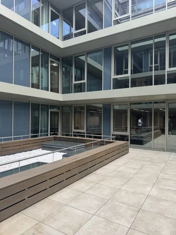 Kiadó újszerű iroda, Budapest, VI. kerület 391 m² 2.79 M Ft/hó + Áfa