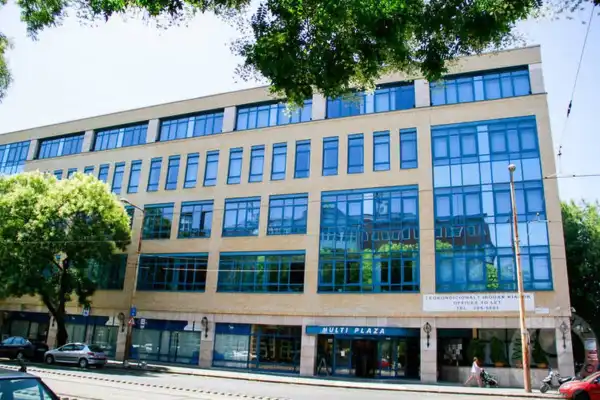 Kiadó újszerű irodaházban A, A+ kat., Budapest, XI. kerület 130 m² 551 E Ft/hó