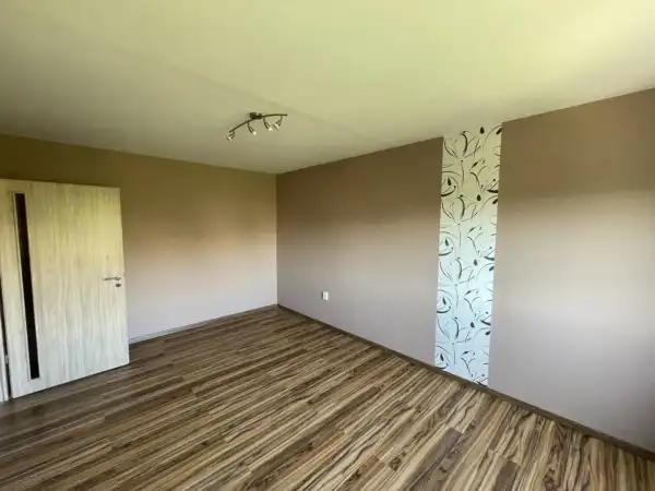 Kiadó újszerű panel, Paks 2 szoba 52 m² 130 E Ft/hó