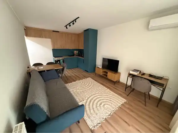 Kiadó újszerű panel, Paks 3 szoba 54 m² 250 E Ft/hó