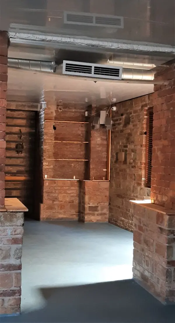 Kiadó újszerű üzlethelyiség utcai bejáratos, Budapest, II. kerület 6 szoba 175 m² 890 E Ft/hó + Áfa