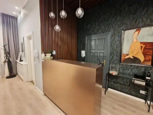 Kiadó üzlet, Budapest, V. kerület 5 szoba 129 m² 1.5 M Ft/hó