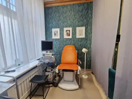 Kiadó üzlet, Budapest, V. kerület 5 szoba 129 m² 1.5 M Ft/hó
