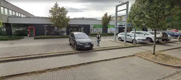 Kiadó üzlet, Budapest, XIII. kerület 1 szoba 92 m² 450 E Ft/hó