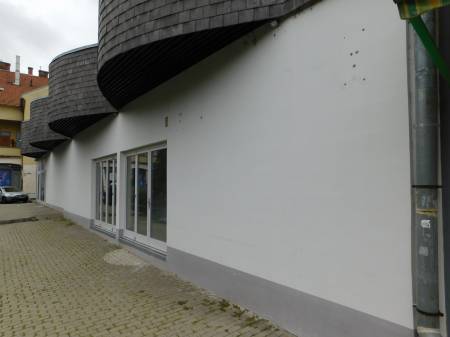 kiadó üzlet, Eger