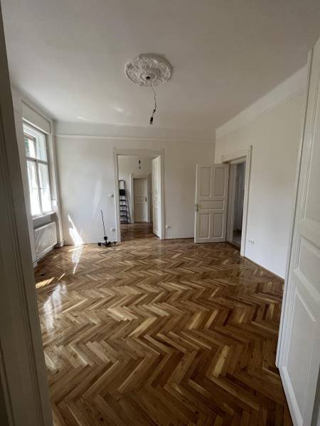 kiadó üzlethelyiség utcai bejáratos, Budapest, XVIII. kerület
