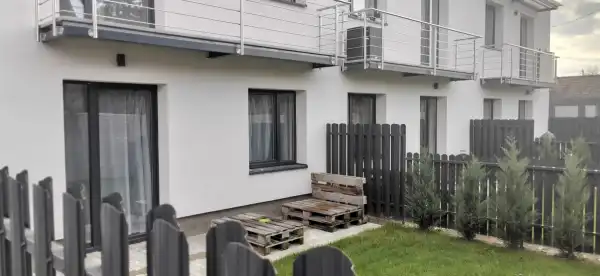 Kiadó üzlethelyiség utcai bejáratos, Dunaharaszti 1 szoba 48 m² 250 E Ft/hó